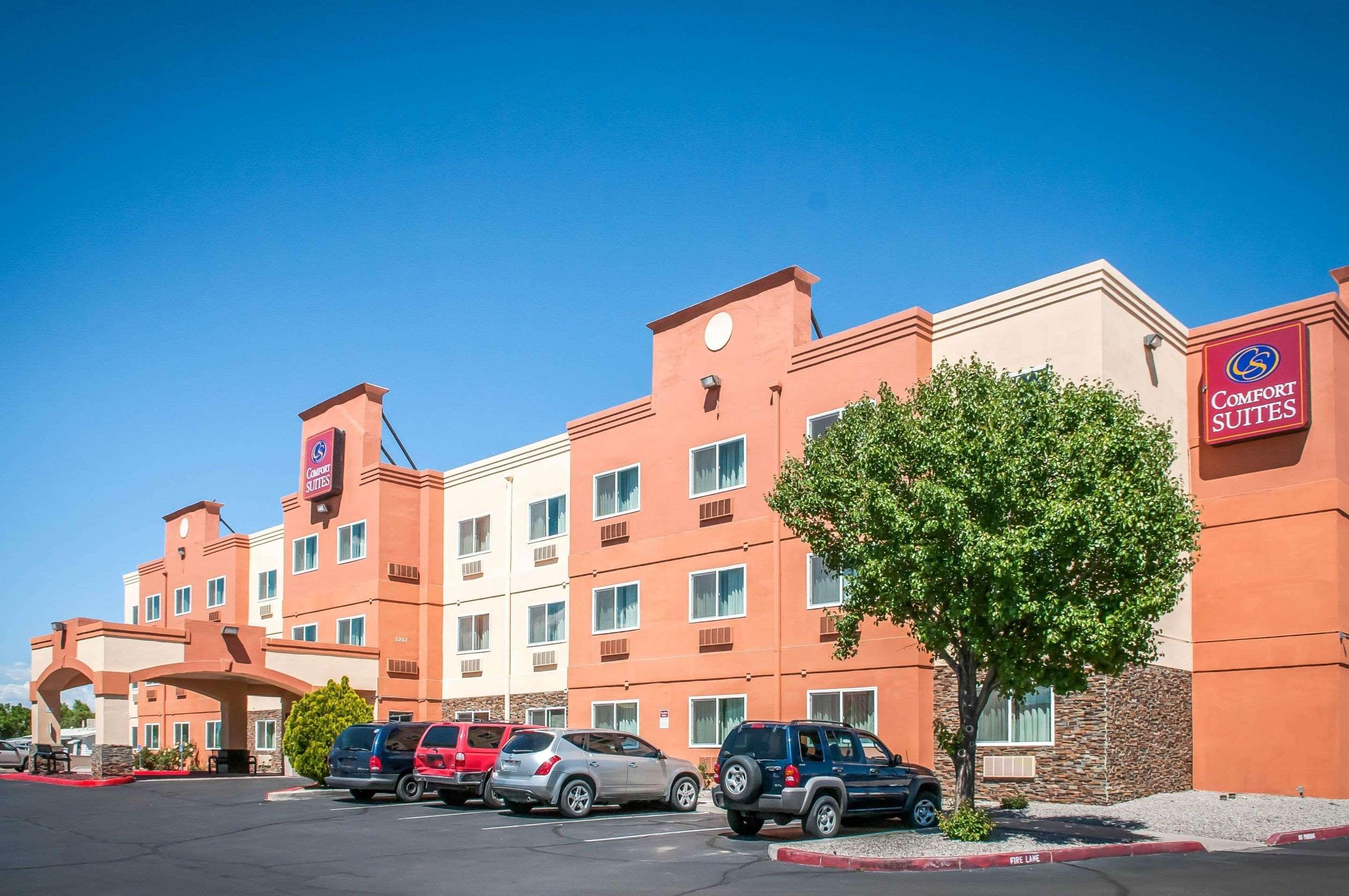 Comfort Suites Albuquerque-North Journal Center Exterior foto